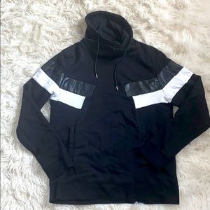 H&M Men’s Black Sweatshirt